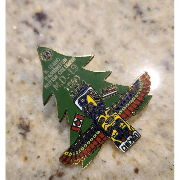 Vintage Idaho Washington BC Totem Pole Pine Tree1980 MD 19 Pin. - Picture 4 of 10